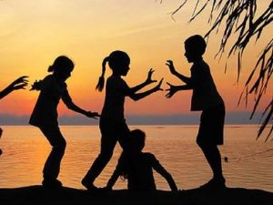 kids_playing