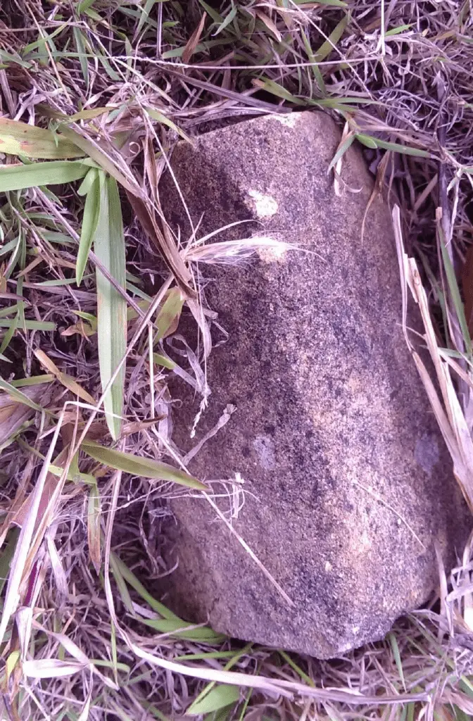 Figure 6 (Sandstone - shaped stones)