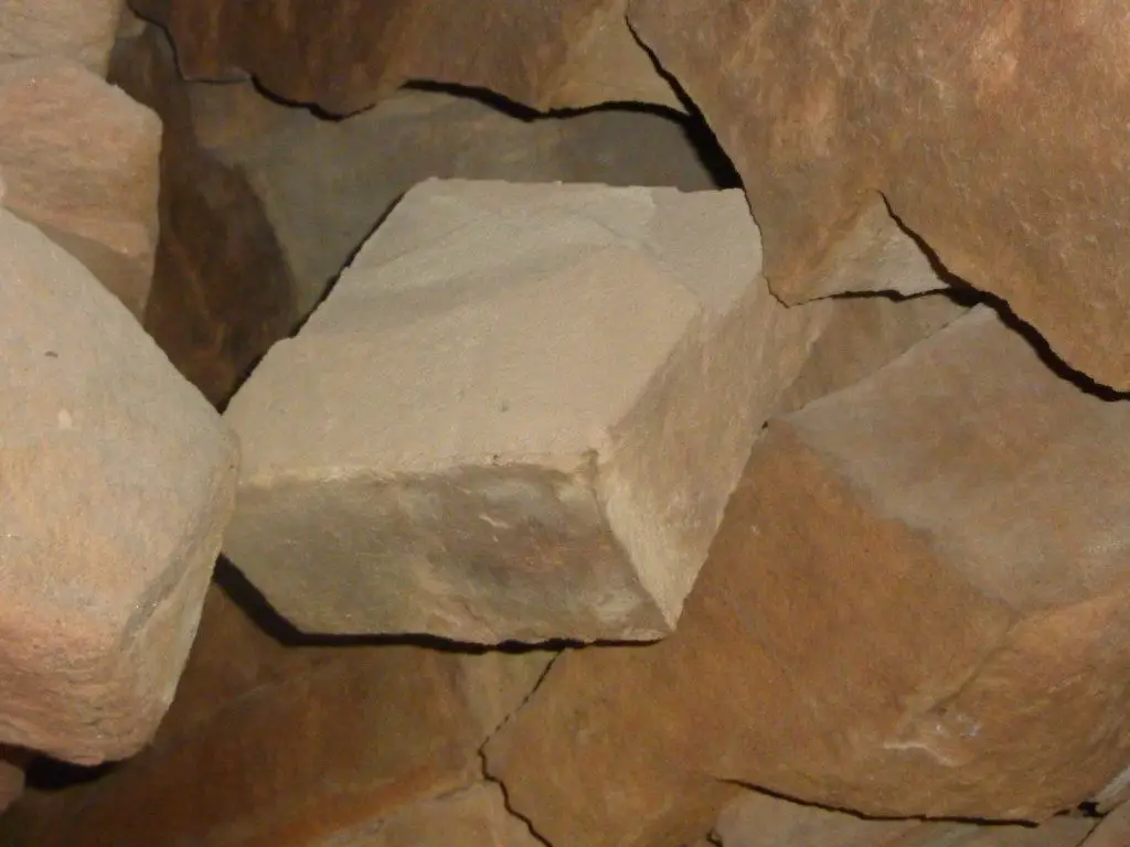 Stone wall 2