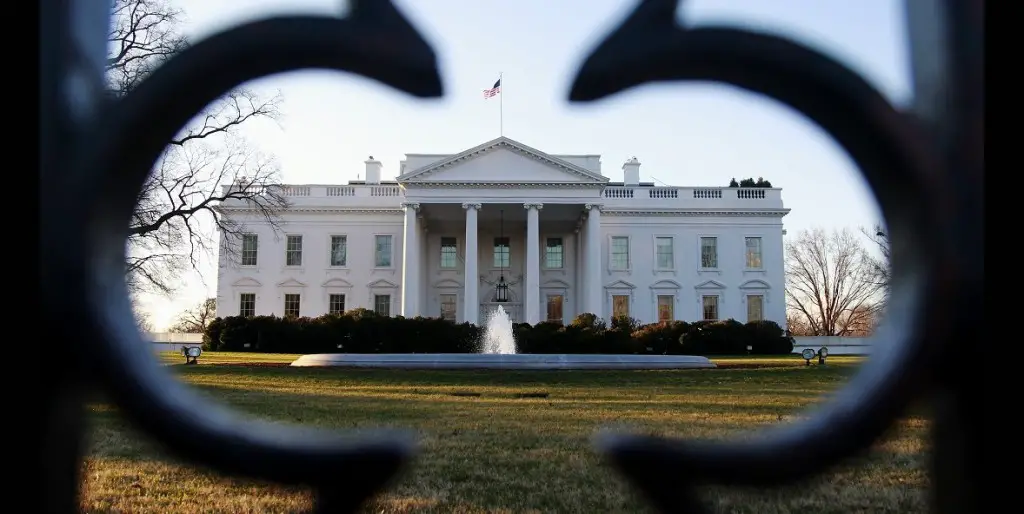White House - Government Employees - Are You Listening?
