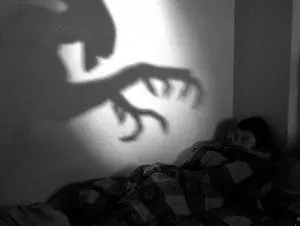 overcome nightmares with lucid dreaming