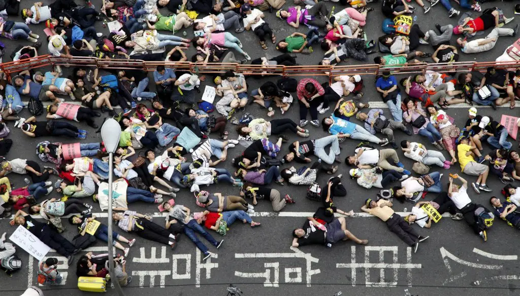 Taipei nuclear protesters - The Nuclear Era - Year 69 In Review