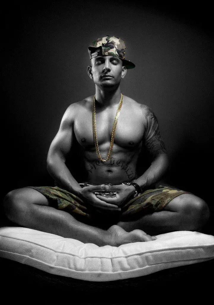 You don't have to be a Zen Buddhist Monk in order to meditate - Main