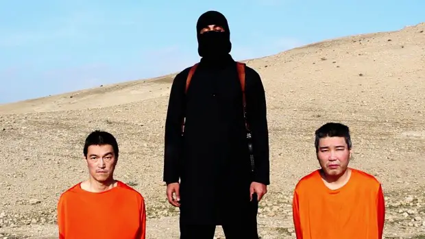 Ignore the bad PhotoShop job for a moment... Notice how the "sunlight" casts shadows on the right side of one hostage's face, and on the left side of other hostage's face?