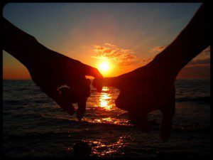 couple-at-sunset
