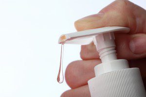 How to Make Your Own Hand Sanitizer – 2 Easy Recipes!
