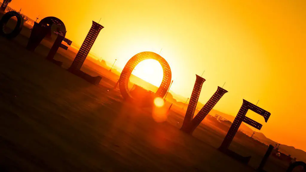 Burningman - A Magical Land Where Thoughts Become Things - LOVE - Fb