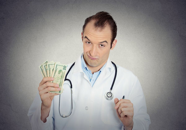 Big Pharma and Medical Industry Dole Out $3.5 Billion in Kickbacks to Doctors Teaching Hospitals
