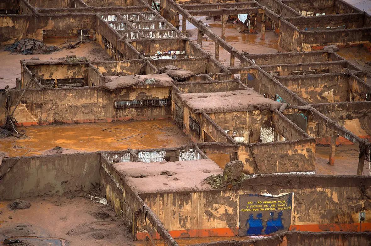 Brazil Dam Failure - a Slow-Motion Environmental Catastrophe 1