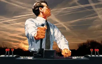 Former U.S. Air Force Officer Warns of Atmospheric Spraying (Geoengineering) and the Coming Collapse 1