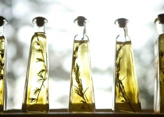 discover-thyme-oils-top-notch-health-benefits-1
